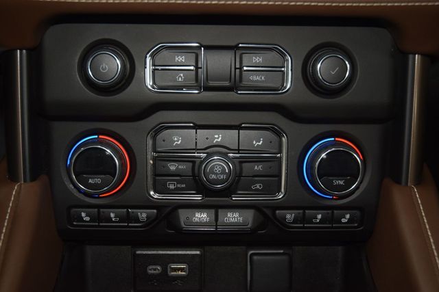 2023 Chevrolet Tahoe 4WD 4dr High Country - 23065801 - 32