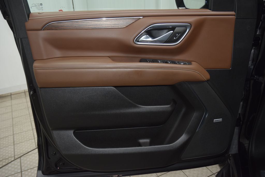 2023 Chevrolet Tahoe 4WD 4dr High Country - 23065801 - 46