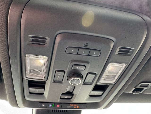2023 Chevrolet Tahoe 4WD 4dr Premier - 23031610 - 22