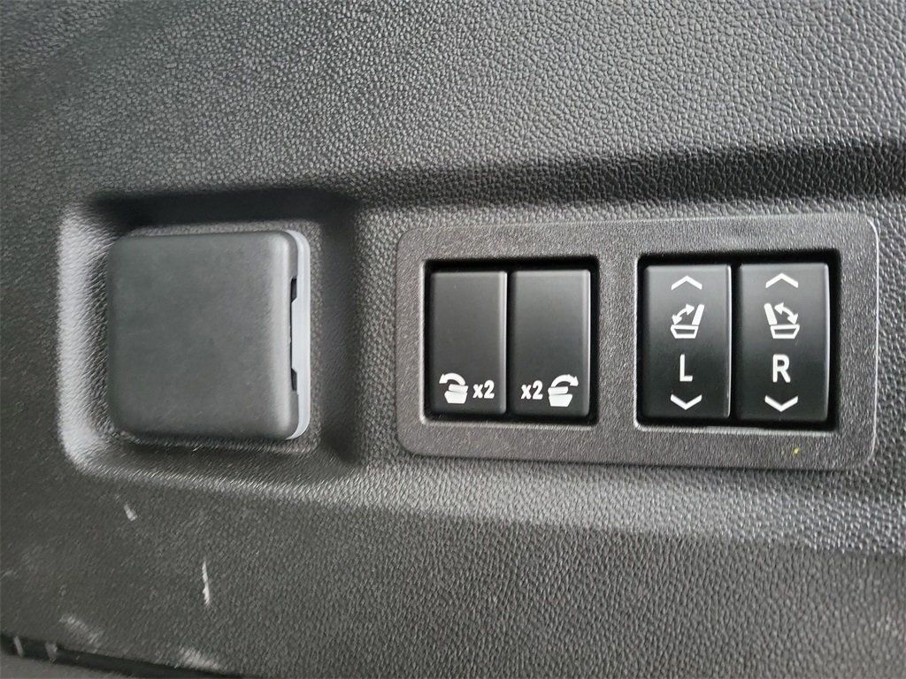 2023 Chevrolet Tahoe 4WD 4dr Premier - 22959878 - 10