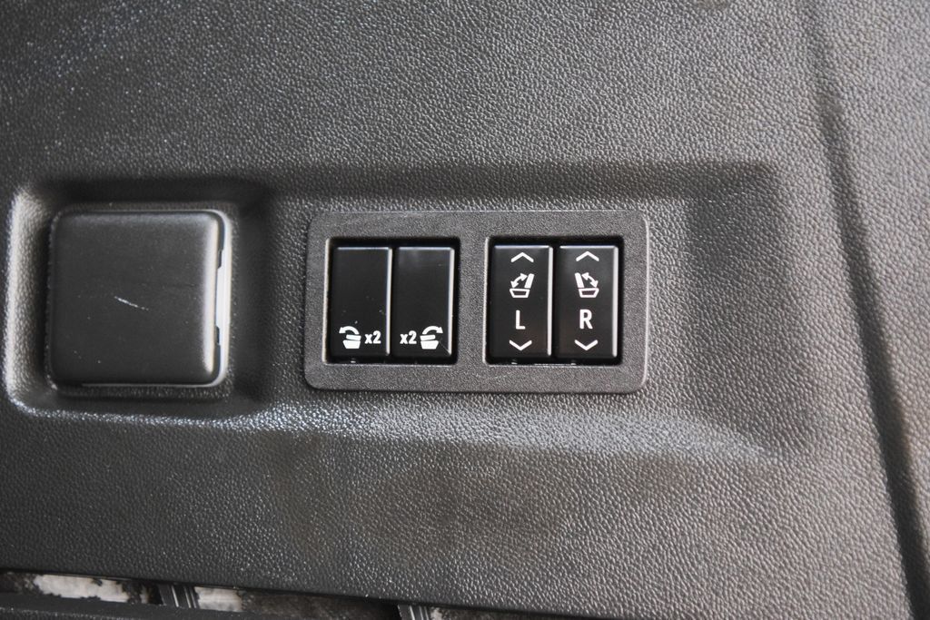 2023 Chevrolet Tahoe 4WD 4dr Premier - 23021314 - 22