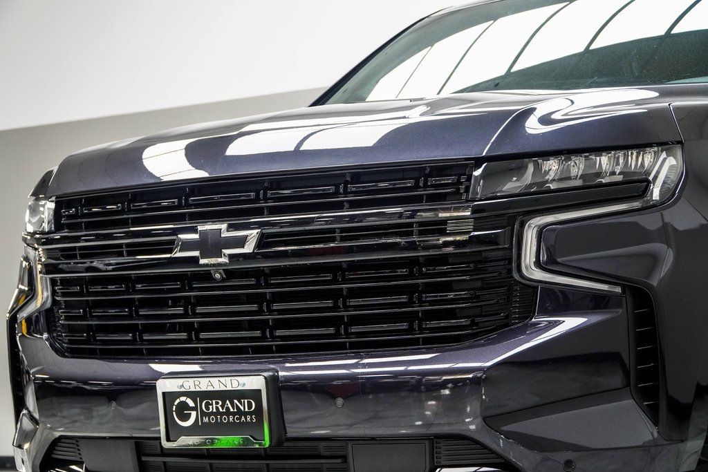 2023 Chevrolet Tahoe RST photo 2