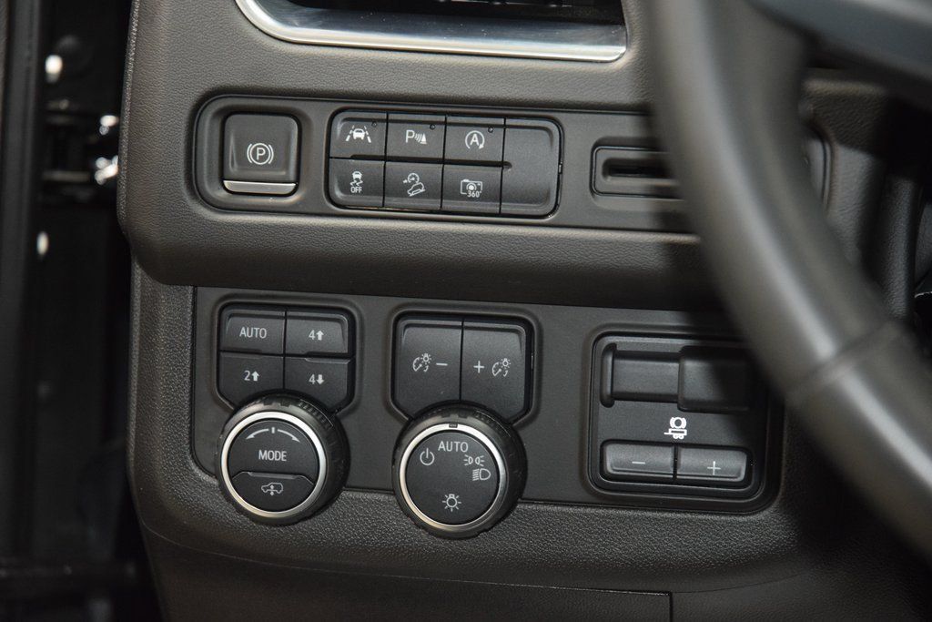 2023 Chevrolet Tahoe 4WD 4dr Z71 - 22989918 - 34