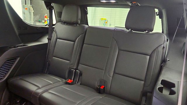 2023 Chevrolet Tahoe 4WD 4dr Z71 w/ Luxury & Max Trailering Pkgs + Power Pano Sunroof - 22987450 - 22