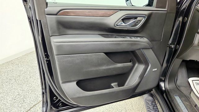 2023 Chevrolet Tahoe 4WD 4dr Z71 w/ Luxury Pkg & Power Panoramic Sunroof, - 23030425 - 10