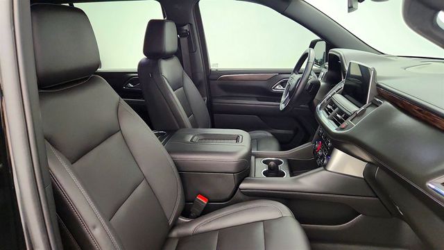 2023 Chevrolet Tahoe 4WD Z71 w/ 6.2L V8, Air Ride & Off-Road Performance Pkg - 23042029 - 25