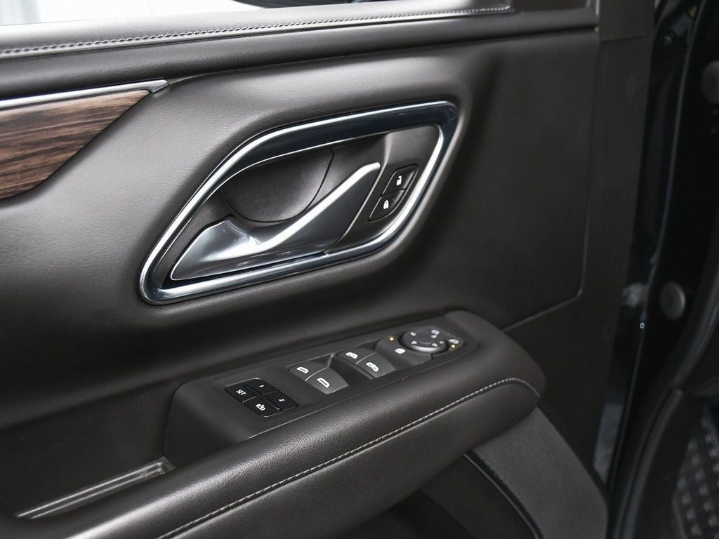 2023 Chevrolet Tahoe LT photo 9