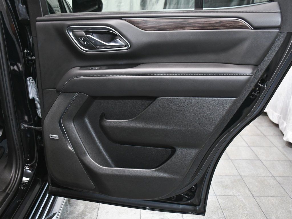 2023 Chevrolet Tahoe LT photo 13