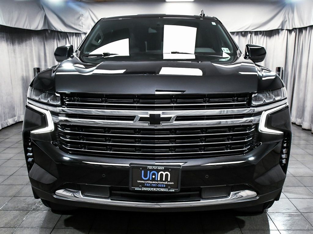 2023 Chevrolet Tahoe LT photo 2