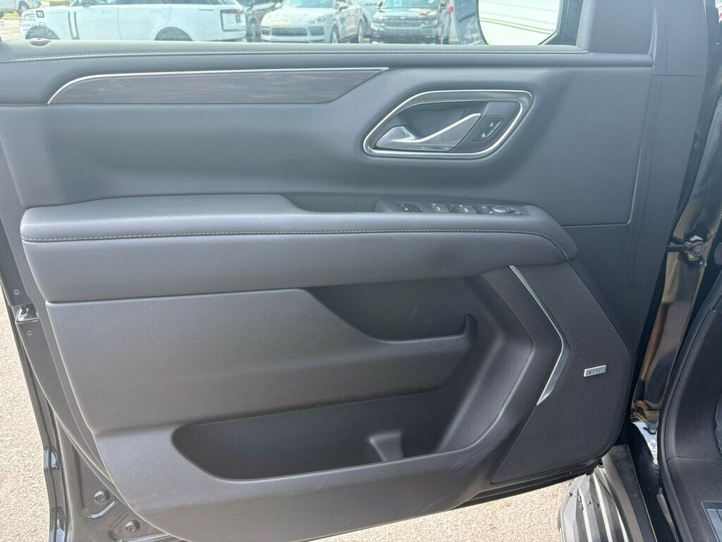 2023 Chevrolet Tahoe LT photo 14