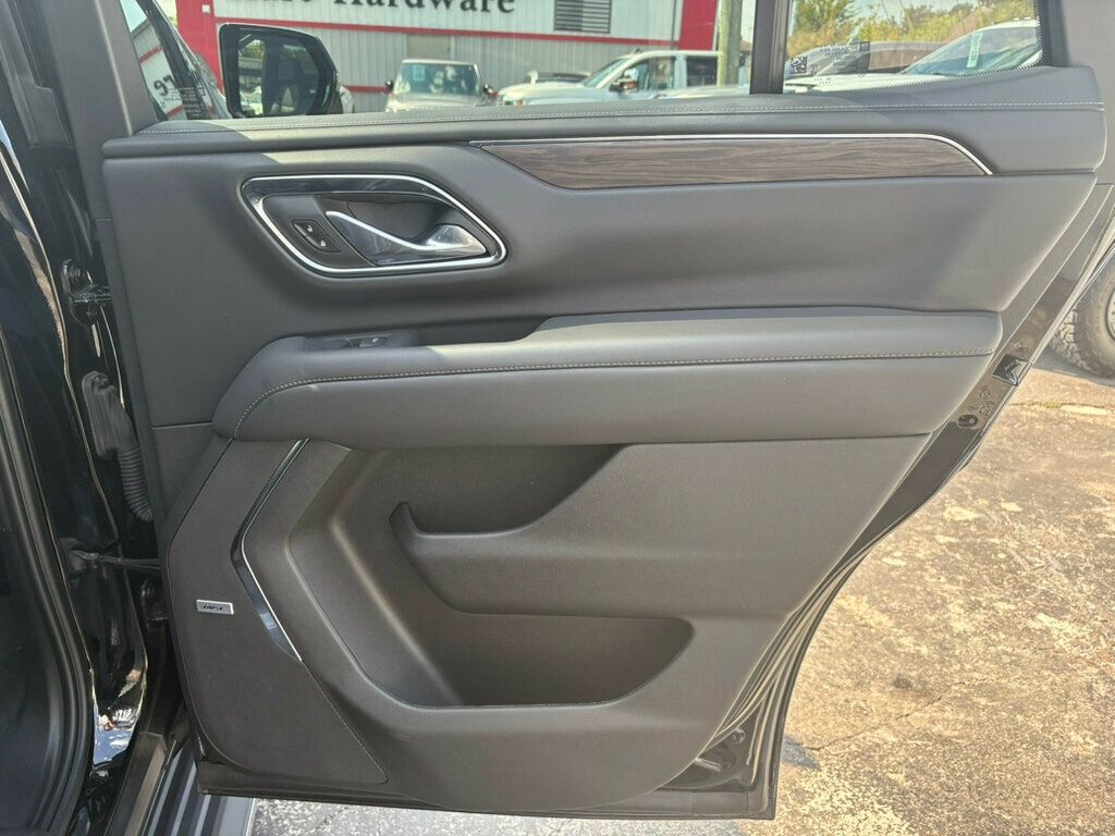 2023 Chevrolet Tahoe LT photo 25