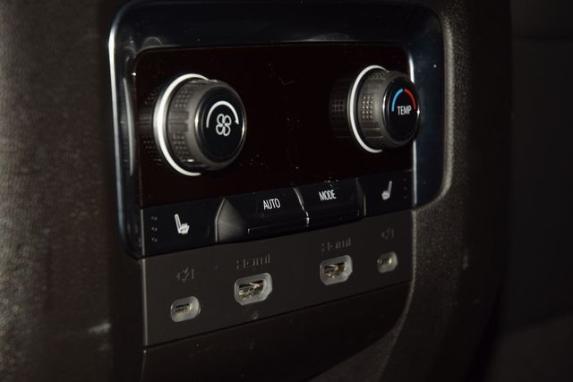 2023 Chevrolet Tahoe PREMIER * 6.2 V8 * LOADED * 1 OWNER * LOCAL TRADE - 22954692 - 37