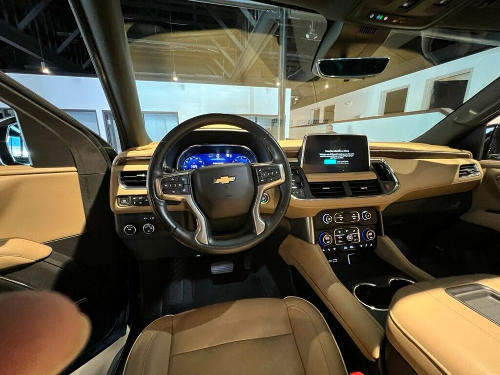 2023 Chevrolet Tahoe Premier/EnhancedDisplayPkg/PanoRoof/HeadUpDisplay/Htd&CldSeats - 22931631 - 17