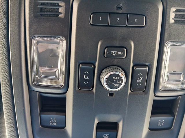 2023 Chevrolet Tahoe Z71 - 23076957 - 27