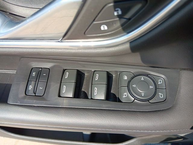 2023 Chevrolet Tahoe Z71 - 23076957 - 33