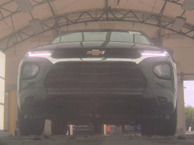 2023 Chevrolet Trailblazer FWD 4dr LS - 22915465 - 3