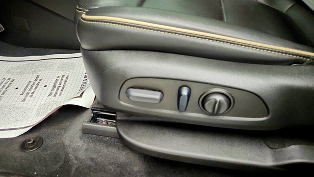 2023 Chevrolet Traverse 4dr Premier with Dual Skyscape Sunroof - 22971859 - 10