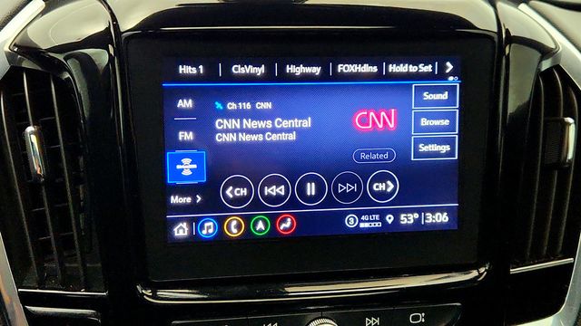 2023 Chevrolet Traverse 4dr Premier with Dual Skyscape Sunroof - 22971859 - 17