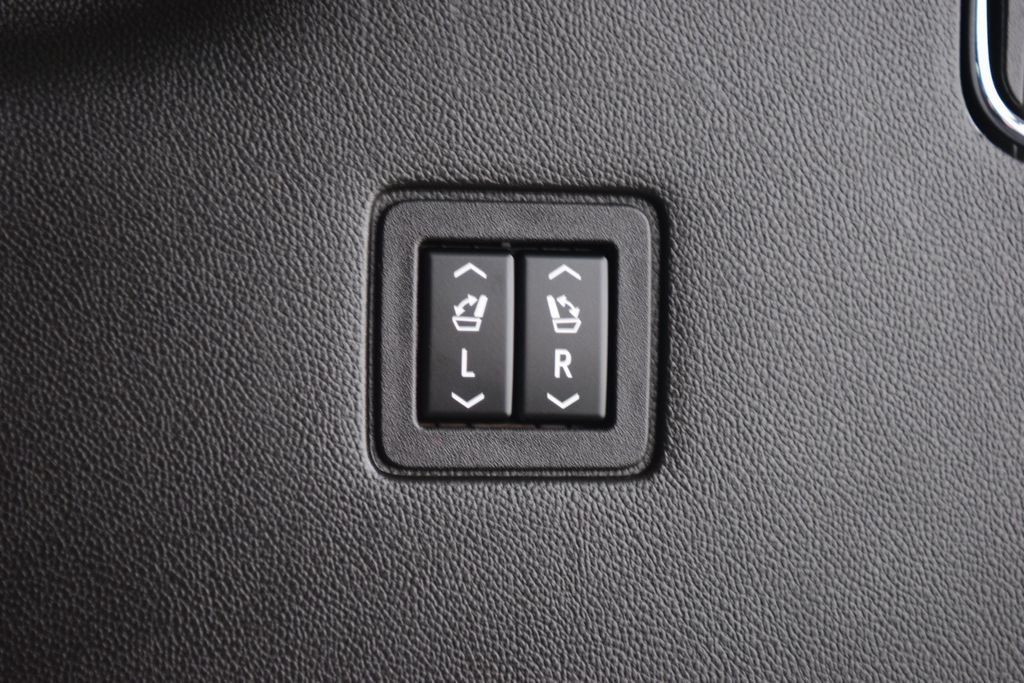 2023 Chevrolet Traverse AWD 4dr High Country - 23019680 - 23
