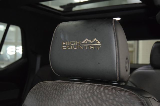 2023 Chevrolet Traverse AWD 4dr High Country - 23019680 - 38