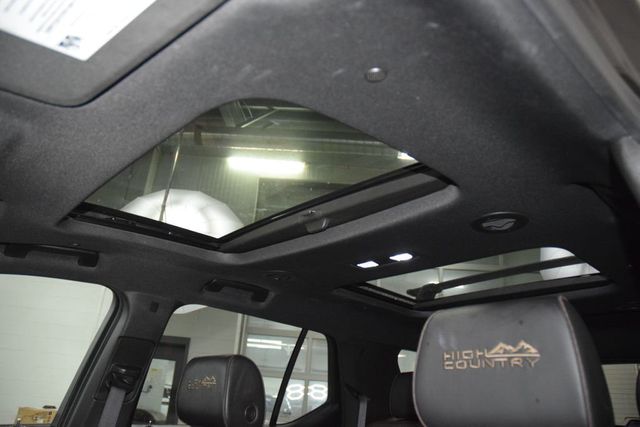 2023 Chevrolet Traverse AWD 4dr High Country - 23019680 - 45