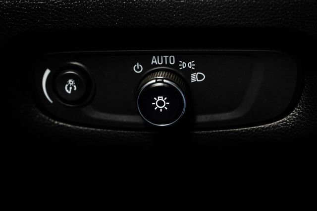 2023 Chevrolet Traverse AWD 4dr LT Leather - 23001386 - 28