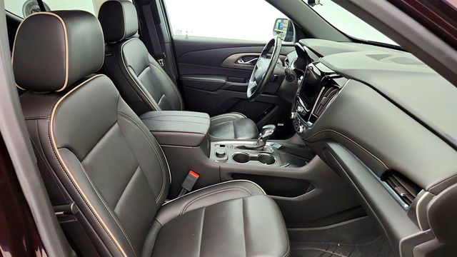 2023 Chevrolet Traverse AWD 4dr Premier w/ Dual SkyScape Sunroof - 23043303 - 25
