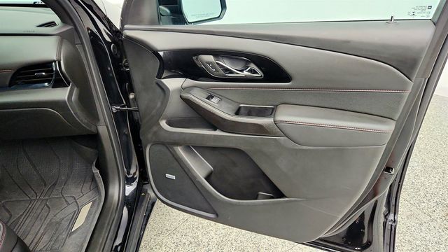 2023 Chevrolet Traverse AWD 4dr RS w/ Dual Skyscape 2 Panel Power Sunroof - 23028825 - 26