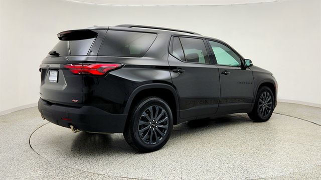 2023 Chevrolet Traverse AWD 4dr RS w/ Dual Skyscape 2 Panel Power Sunroof - 23028825 - 4
