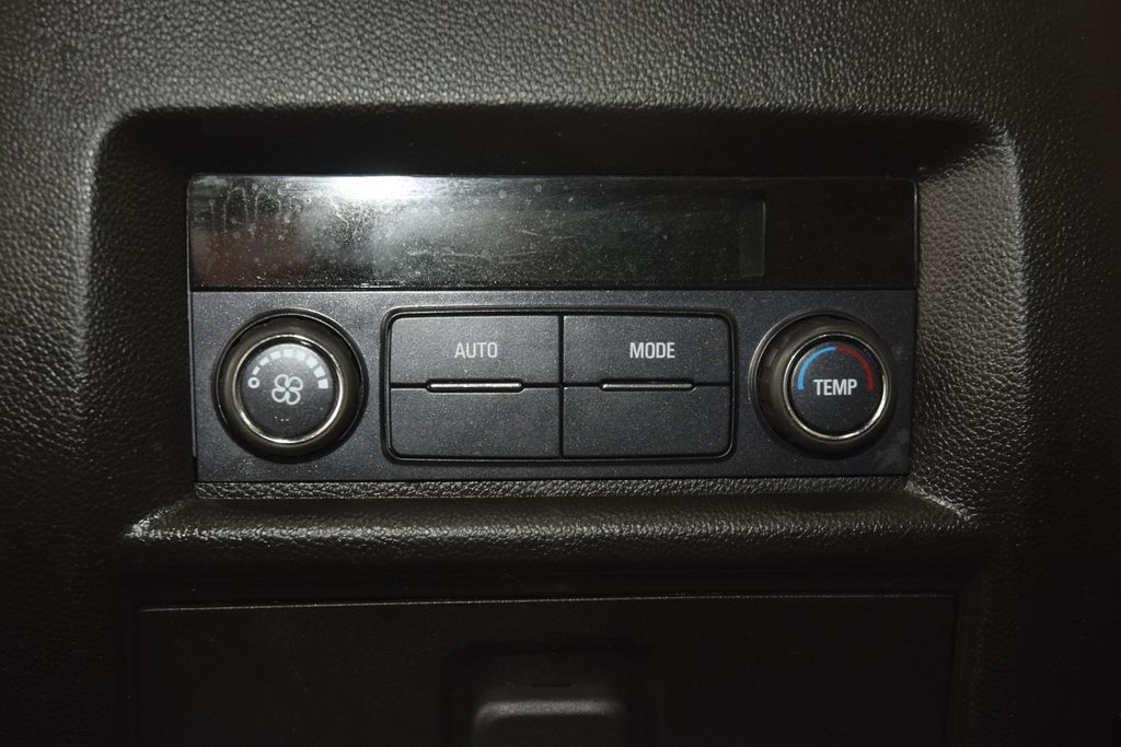2023 Chevrolet Traverse FWD 4dr LS w/1LS - 23053665 - 40