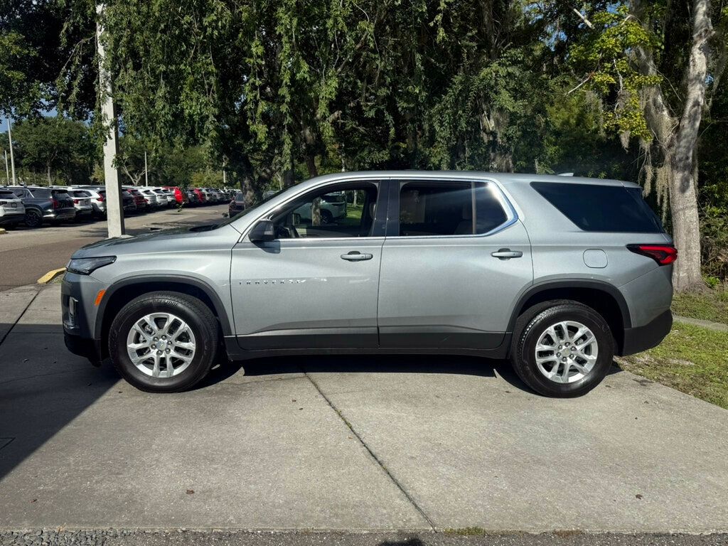 2023 Chevrolet Traverse 1LS photo 2