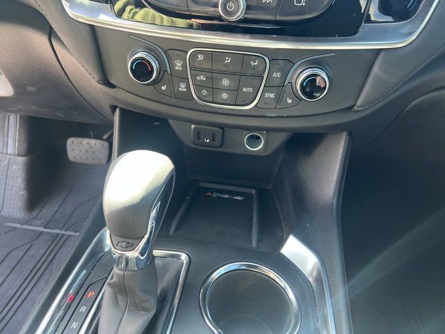 2023 Chevrolet Traverse FWD 4dr LT Cloth w/1LT - 23015976 - 12