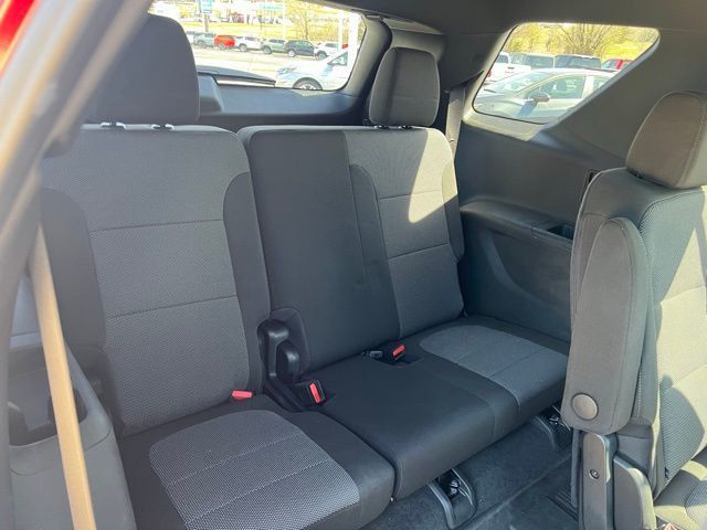 2023 Chevrolet Traverse FWD 4dr LT Cloth w/1LT - 23015976 - 19