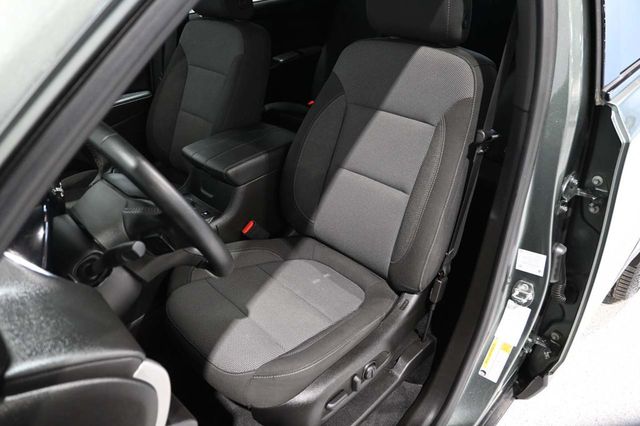2023 Chevrolet Traverse FWD 4dr LT Cloth w/1LT - 23092642 - 13
