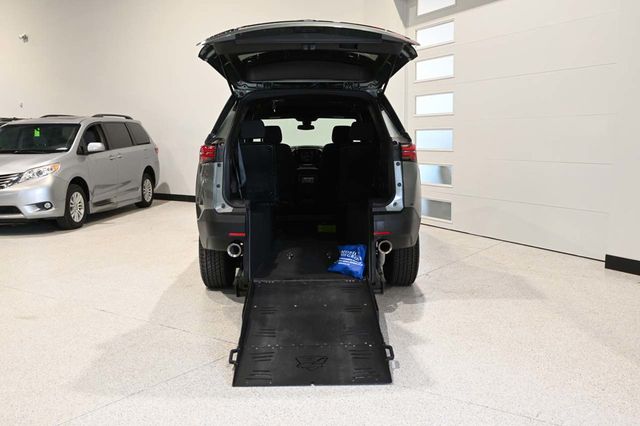 2023 Chevrolet Traverse FWD 4dr LT Cloth w/1LT - 23092642 - 17