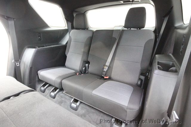2023 Chevrolet Traverse FWD 4dr LT Cloth w/1LT - 23041267 - 24
