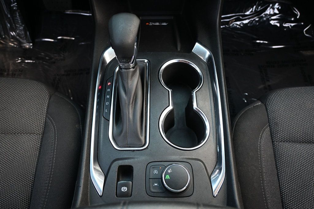 Chevrolet Traverse photo 16