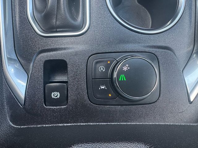 2023 Chevrolet Traverse LT - 23002410 - 23