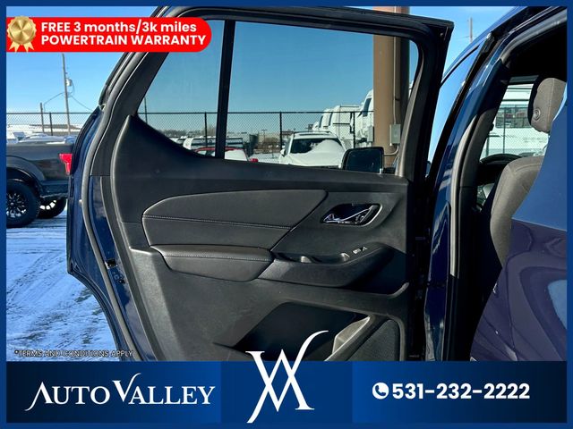 2023 Chevrolet Traverse LT Sport Utility 4D - 22977590 - 19