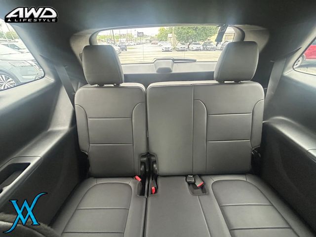 2023 Chevrolet Traverse LT Sport Utility 4D - 23088403 - 30