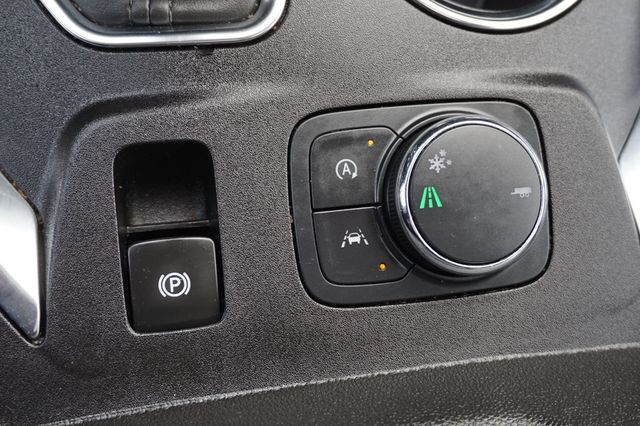 2023 Chevrolet Traverse PREMIER, PREMIUM WHEELS, DUAL MOON ROOFS, LEATHER SEATS, 3RD ROW - 22984088 - 39