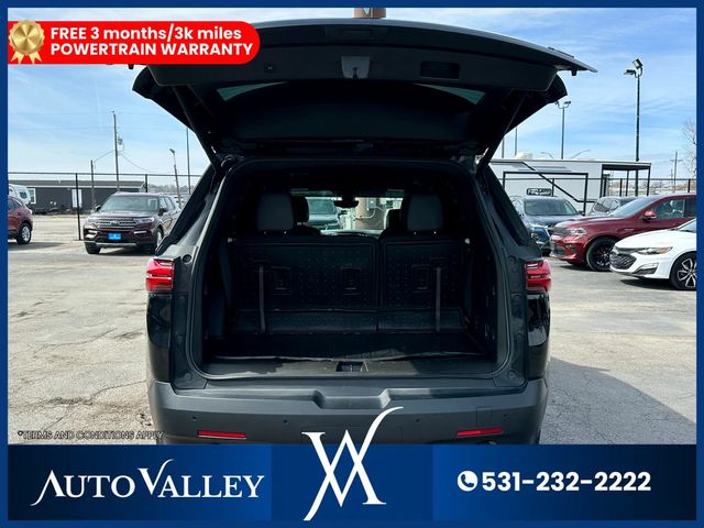2023 Chevrolet Traverse RS Sport Utility 4D - 22999240 - 33