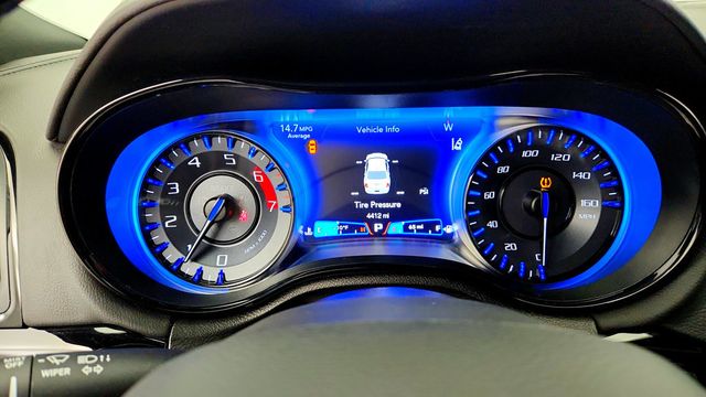 2023 Chrysler 300 300C RWD - 23085912 - 15