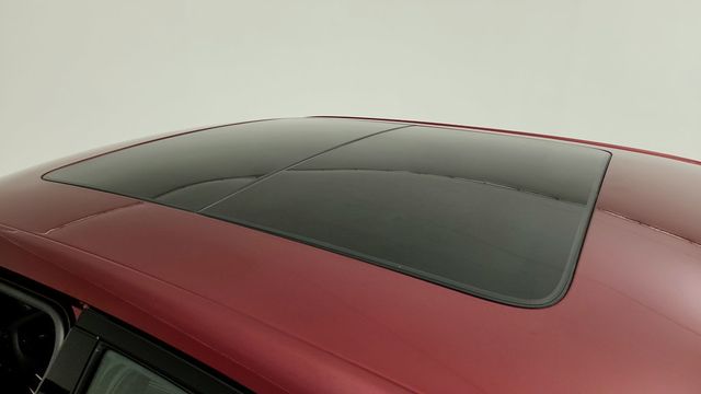 2023 Chrysler 300 300C with High Performance 4-Wheel Independent Suspension - 22949153 - 9