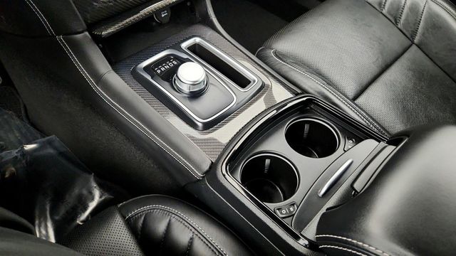 2023 Chrysler 300 300C with High Performance 4-Wheel Independent Suspension - 22949153 - 16