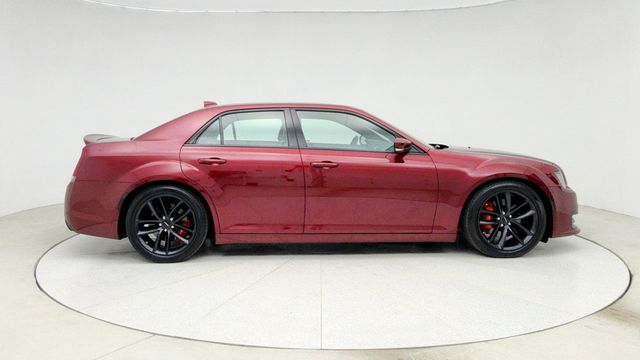 2023 Chrysler 300 300C with High Performance 4-Wheel Independent Suspension - 22949153 - 3