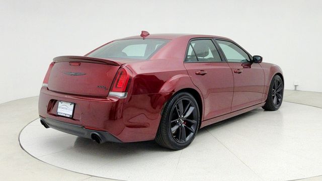 2023 Chrysler 300 300C with High Performance 4-Wheel Independent Suspension - 22949153 - 4