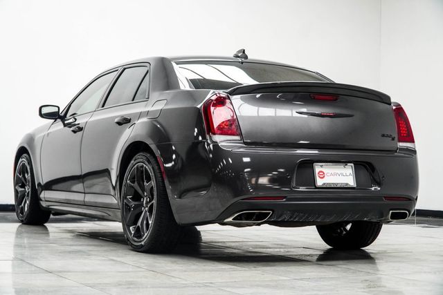 2023 Chrysler 300 300S RWD - 23040493 - 12