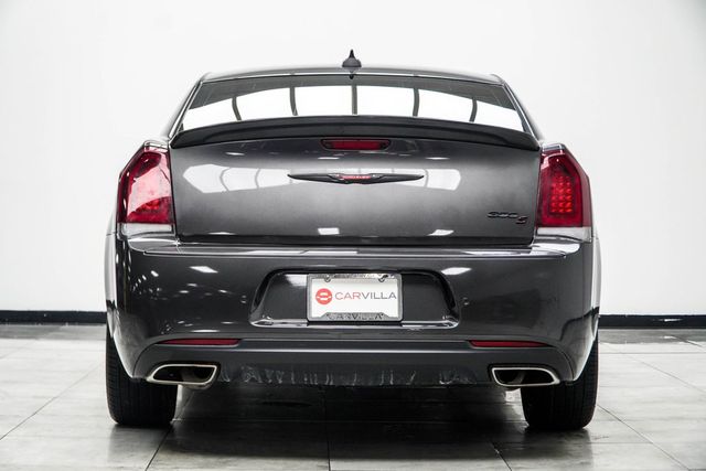 2023 Chrysler 300 300S RWD - 23040493 - 13