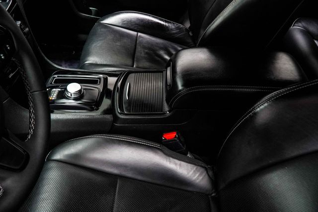 2023 Chrysler 300 300S RWD - 23040493 - 21